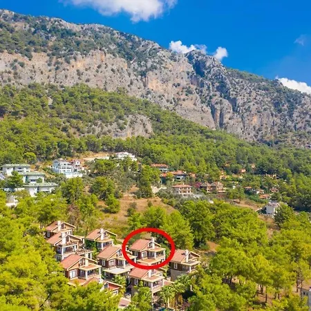 Deniz Ve Doga Manzarali 4+2 Dilara Villa Göcek