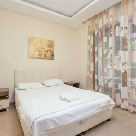 Deniz Ve Doga Manzarali 4+2 Dilara Villa Göcek